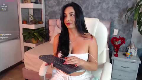 Snapshot of niko_robin04 chatting on 02.15.26 Niko Robin online show from 02.15.26