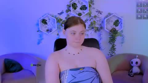 Snapshot of nikol_kitt chatting on 07.31.26 Little Niko Help me reach my goals online show from 07.31.26