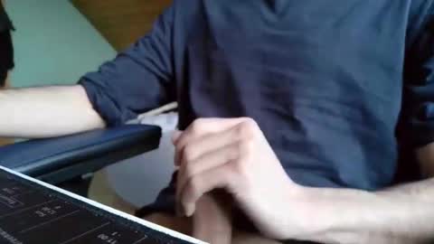 Snapshot of nikolasjim2 chatting on 01.14.25 Nikolas online show from 01.14.25