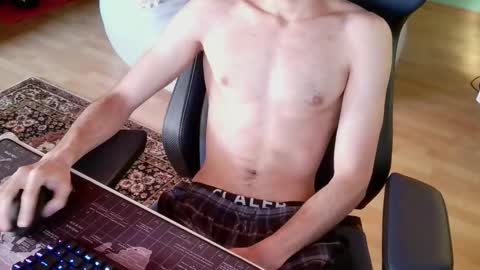 Snapshot of nikolasjim2 chatting on 01.21.25 Nikolas online show from 01.21.25