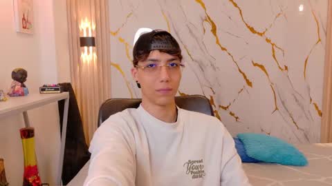    online show from 06.08.26