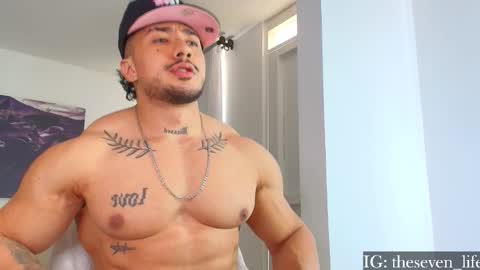 Snapshot of nikolaylisin chatting on 12.03.25 Niko online show from 12.03.25