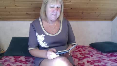 Snapshot of nikole111 chatting on 05.08.26 Nikole1 online show from 05.08.26