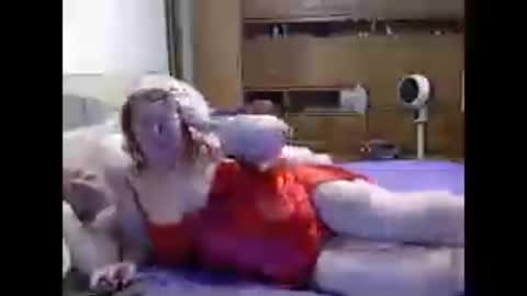 Snapshot of nikolettared chatting on 07.29.26 Nikoletta online show from 07.29.26