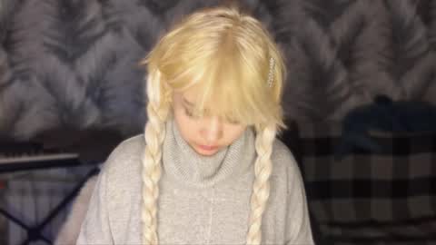 nikoli_naw online show from 05.05.26