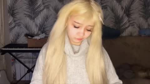 Snapshot of nikoli_naw chatting on 05.12.26 nikoli_naw online show from 05.12.26