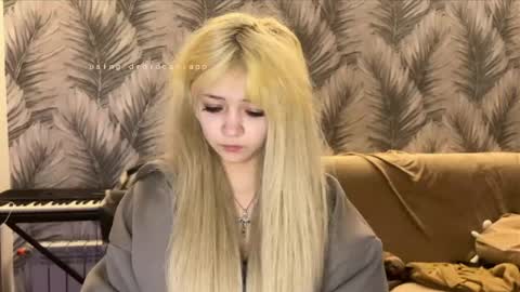 Snapshot of nikoli_naw chatting on 05.25.26 nikoli_naw online show from 05.25.26