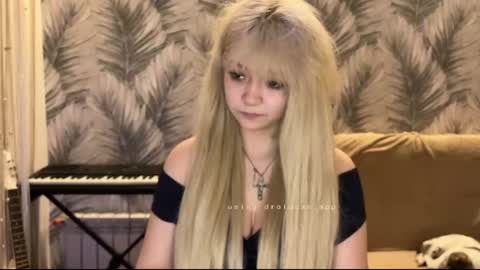 Snapshot of nikoli_naw chatting on 06.04.26 nikoli_naw online show from 06.04.26