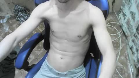 nikolos22 online show from 11.25.25