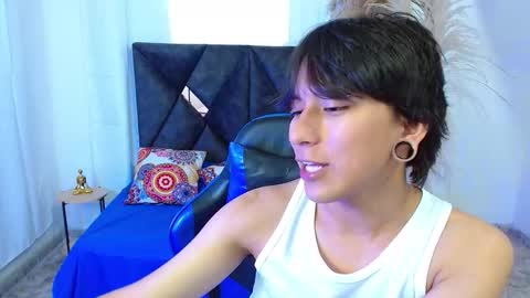 Snapshot of nikoo_18 chatting on 03.05.26 Niko online show from 03.05.26