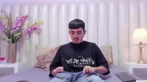 Niko Stone online show from 05.06.26
