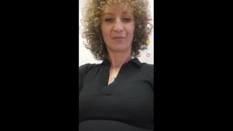 Snapshot of nikpassion123 chatting on 02.01.25 nikol online show from 02.01.25