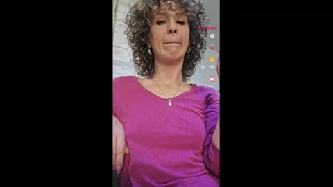 Snapshot of nikpassion123 chatting on 02.11.25 nikol online show from 02.11.25