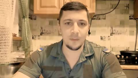 Snapshot of nikqredhot chatting on 02.15.26 NikQRedhot online show from 02.15.26