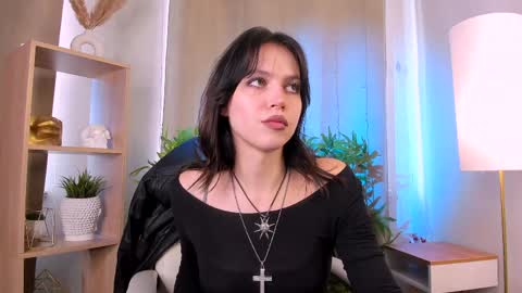 Veronica online show from 04.25.26