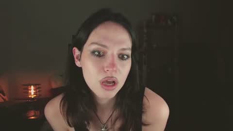 Snapshot of niky_jess chatting on 06.13.26 Veronica online show from 06.13.26