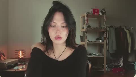 Snapshot of niky_jess chatting on 06.15.26 Veronica online show from 06.15.26