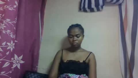 nilah online show from 11.26.25