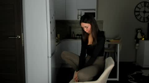 Bella online show from 04.29.26
