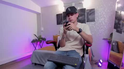 Nils online show from 10.07.25