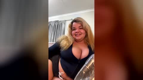 nina2029 online show from 12.17.25