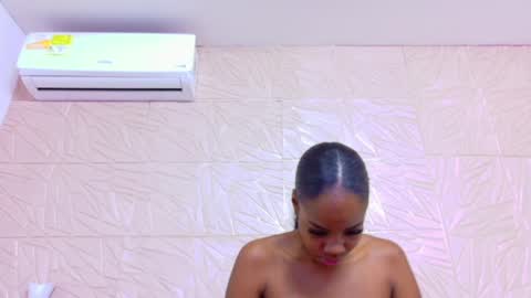 nina_bae_ online show from 04.19.26