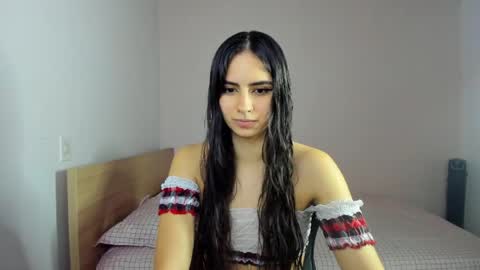  Nina  online show from 04.27.26