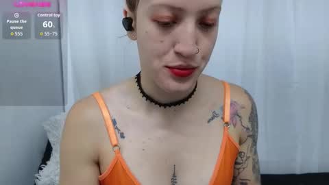 Ninaa fox online show from 10.28.25
