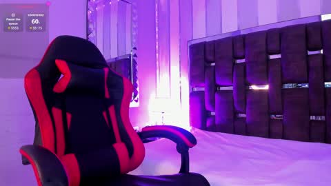 ninabloom_ online show from 05.11.26