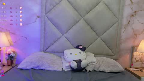 Snapshot of ninabravur chatting on 04.04.26 NINA BRAVU online show from 04.04.26