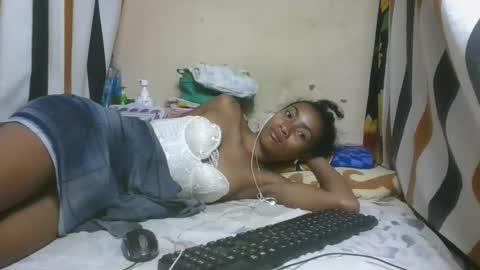 Snapshot of ninaeaa chatting on 01.13.26 ninaeaa online show from 01.13.26