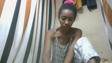 Snapshot of ninaeaa chatting on 01.17.26 ninaeaa online show from 01.17.26