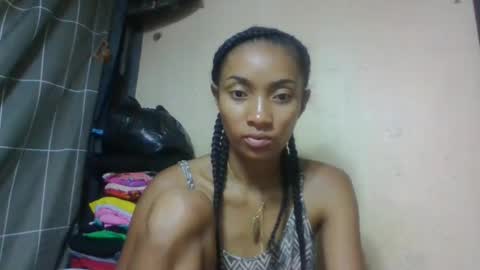 ninaeaa online show from 04.14.26