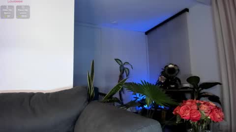 Snapshot of ninag0ld chatting on 02.05.25 Nina Sara online show from 02.05.25