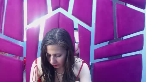 Nina online show from 03.01.25