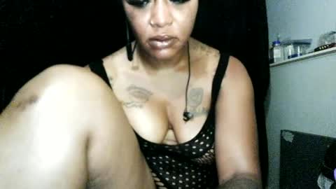 Snapshot of ninakhalifa chatting on 06.13.26 ninakhalifa online show from 06.13.26