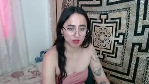 Snapshot of ninakravtz chatting on 12.23.24 N I N A online show from 12.23.24