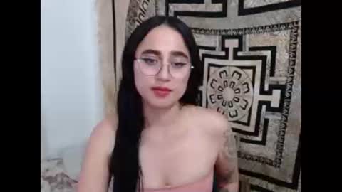 Snapshot of ninakravtz chatting on 12.23.24 N I N A online show from 12.23.24