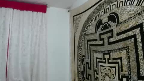 Snapshot of ninakravtz chatting on 12.30.24 N I N A online show from 12.30.24