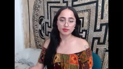 Snapshot of ninakravtz chatting on 01.15.25 N I N A online show from 01.15.25