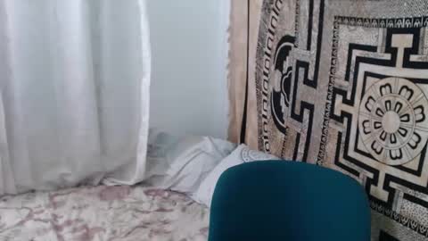 Snapshot of ninakravtz chatting on 01.27.25 N I N A online show from 01.27.25