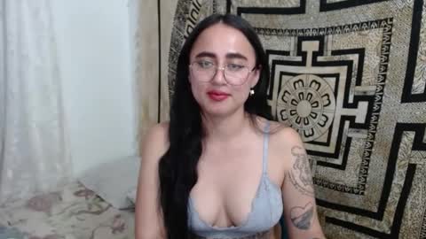 Snapshot of ninakravtz chatting on 02.03.25 N I N A online show from 02.03.25