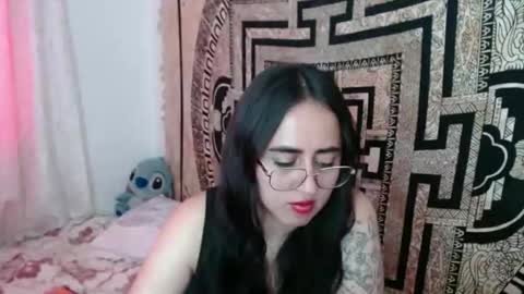 Snapshot of ninakravtz chatting on 10.01.25 N I N A online show from 10.01.25