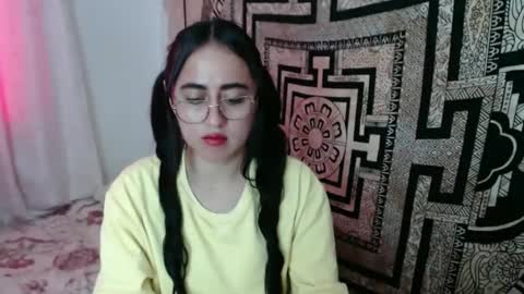 Snapshot of ninakravtz chatting on 10.02.25 N I N A online show from 10.02.25