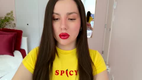 Snapshot of ninaoneil chatting on 02.26.25 NinaOneil online show from 02.26.25