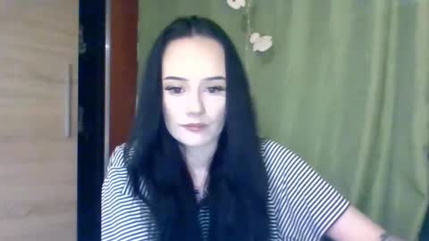 Nina online show from 02.04.26