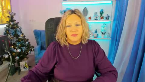 ninastarle online show from 12.16.25