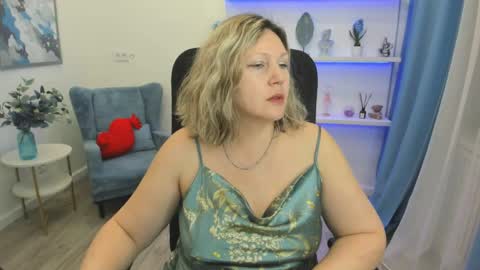 Snapshot of ninastarle chatting on 05.10.26 ninastarle online show from 05.10.26
