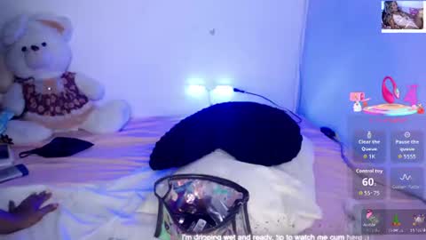 Snapshot of ninatinydoll1 chatting on 08.03.26 ninatinydoll1 online show from 08.03.26