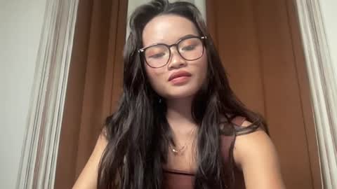 nini_luvskorn online show from 06.11.26